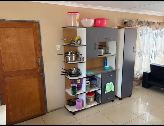 2 BEDROOM FREEHOLD FOR SALE IN SOSHANGUVE S